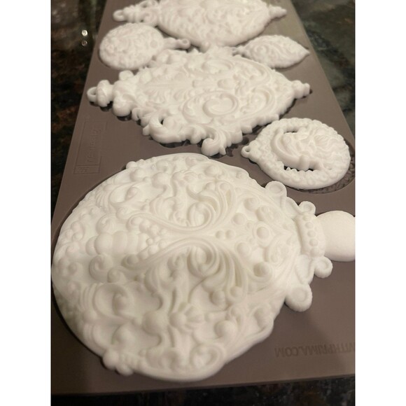 CASTINGS of re design - wonder gems - Picture 7 of 8